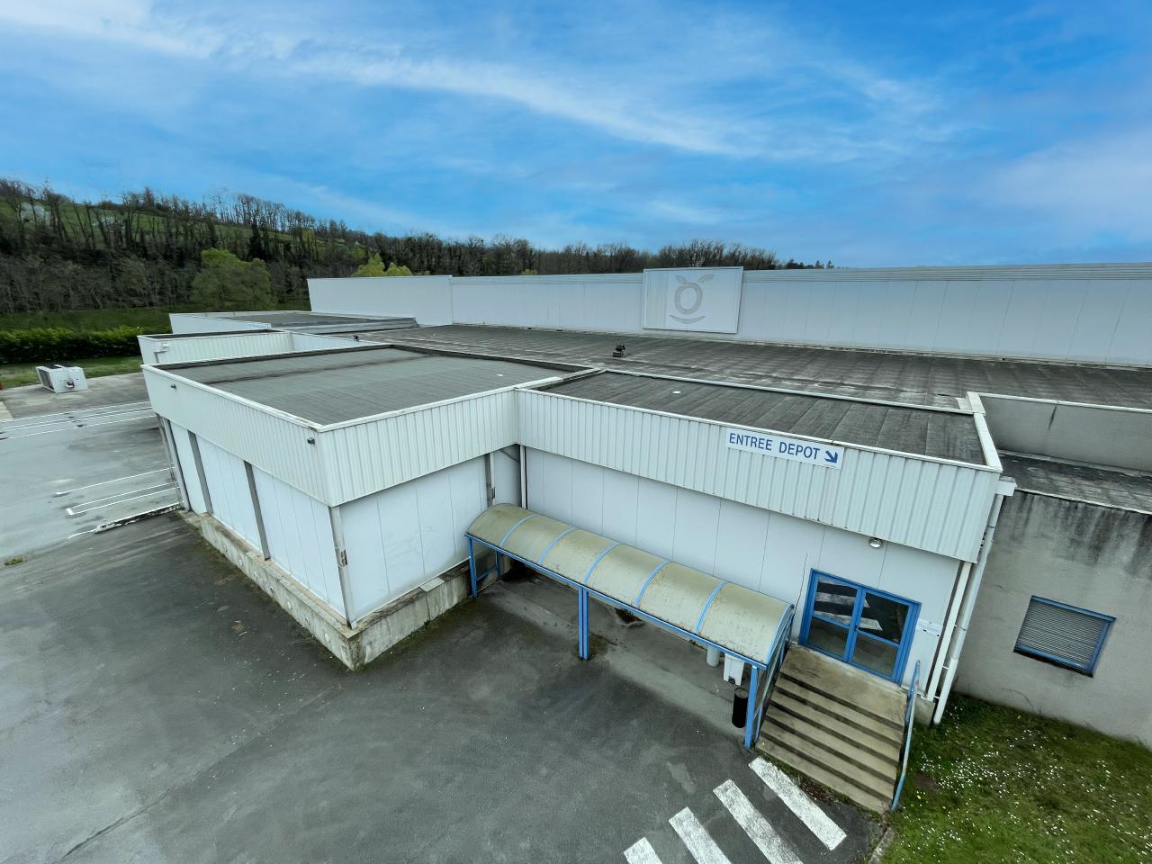 Local d'activité Civrieux-d'Azergues 8538m² Vente local d'activité Civrieux-d'Azergues Rhône OVACT2422185 7